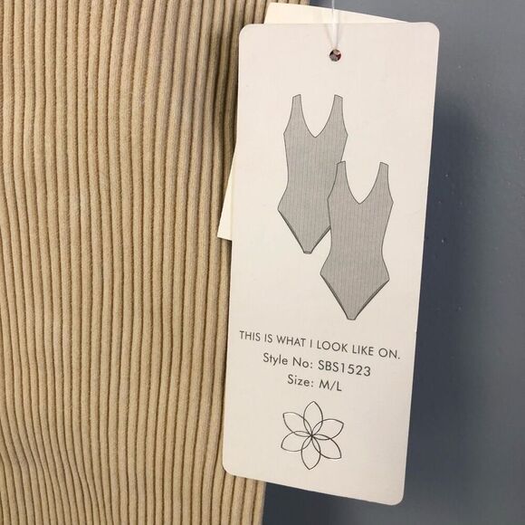 aura bodysuit ribbed knit v neck nude tan size medium w/ tag layer piece fitted - Picture 2 of 7